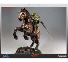 The Legend of Zelda Twilight Princess Link on Epona Statue Exclusive